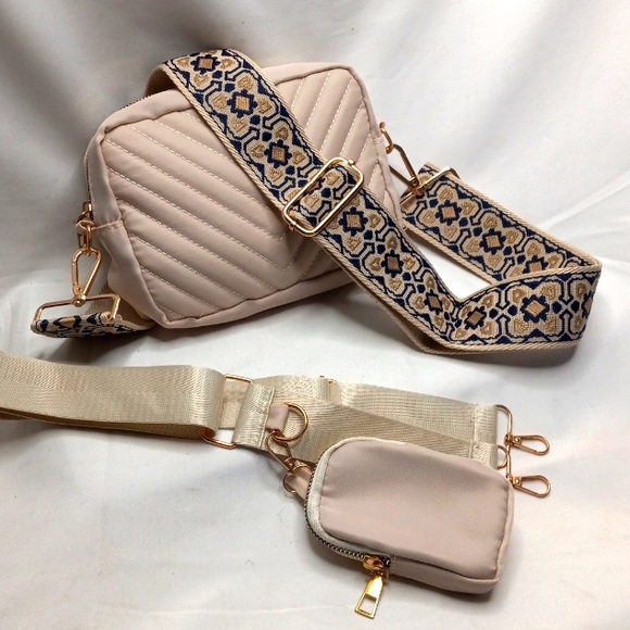 BOHO Nylon Chevron Quilted Crossbody - Picture 6 of 7